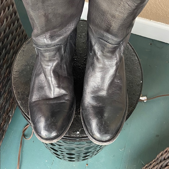 FRYE Black Leather Boots. Size 10B - Picture 6 of 8